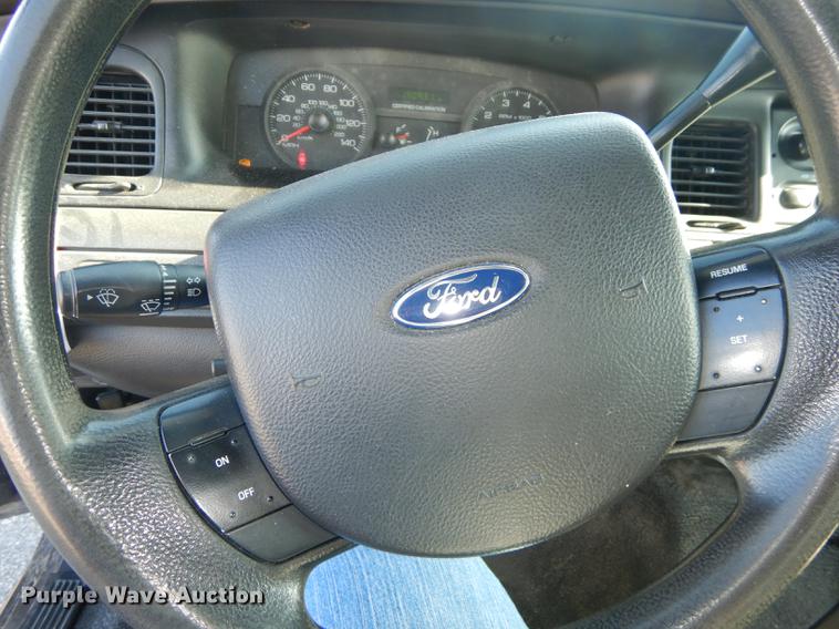 image for item DB8348 2009 Ford Crown Victoria Police Interceptor