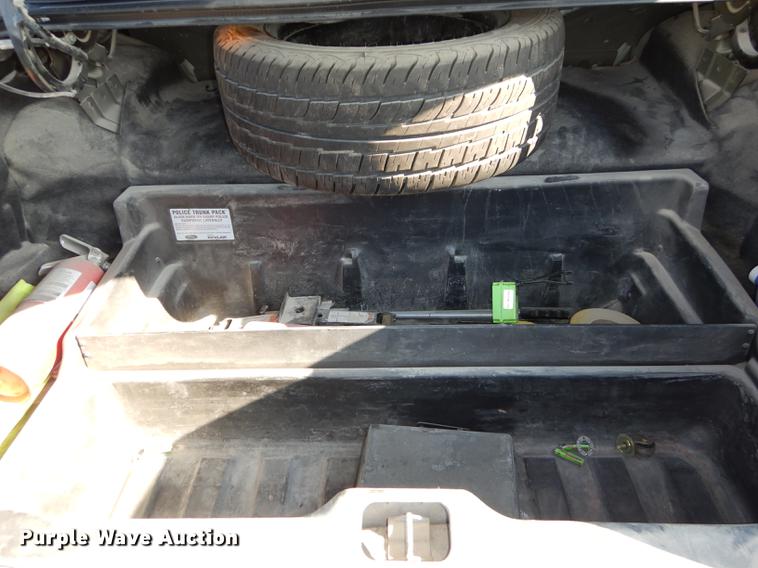 image for item DB8348 2009 Ford Crown Victoria Police Interceptor