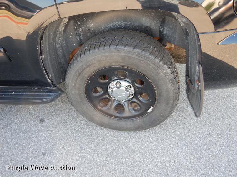 image for item DB8349 2011 Chevrolet Tahoe Police SUV