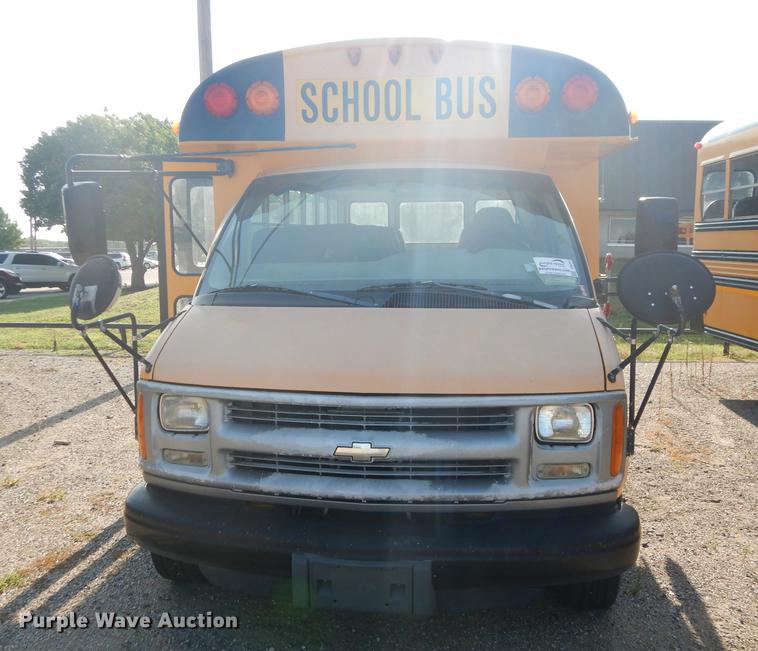 image for item DB8355 2000 Chevrolet Express G3500 school bus