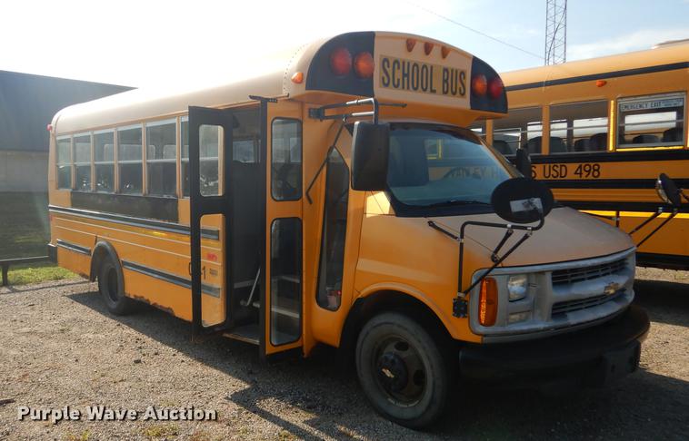 image for item DB8355 2000 Chevrolet Express G3500 school bus