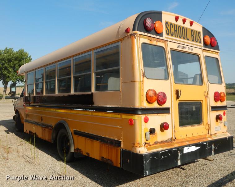 image for item DB8355 2000 Chevrolet Express G3500 school bus
