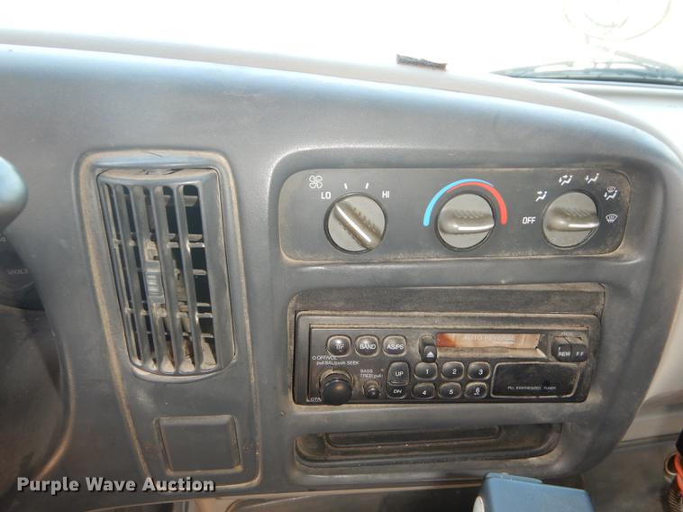 image for item DB8355 2000 Chevrolet Express G3500 school bus