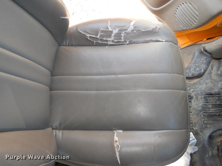 image for item DB8355 2000 Chevrolet Express G3500 school bus