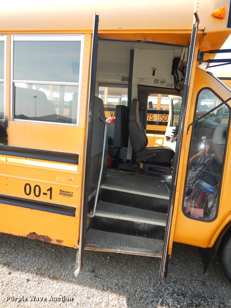 image for item DB8355 2000 Chevrolet Express G3500 school bus