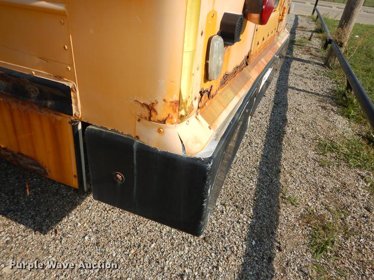 image for item DB8355 2000 Chevrolet Express G3500 school bus