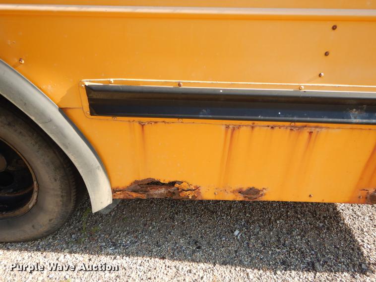 image for item DB8355 2000 Chevrolet Express G3500 school bus