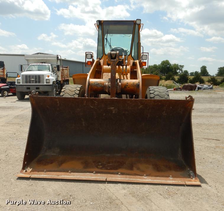image for item DB8377 1989 John Deere 544E wheel loader