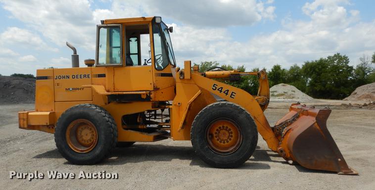 image for item DB8377 1989 John Deere 544E wheel loader