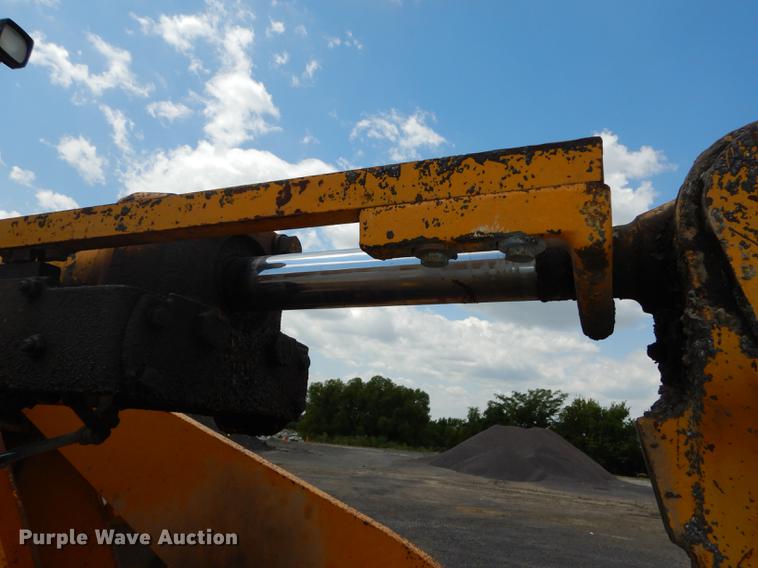 image for item DB8377 1989 John Deere 544E wheel loader