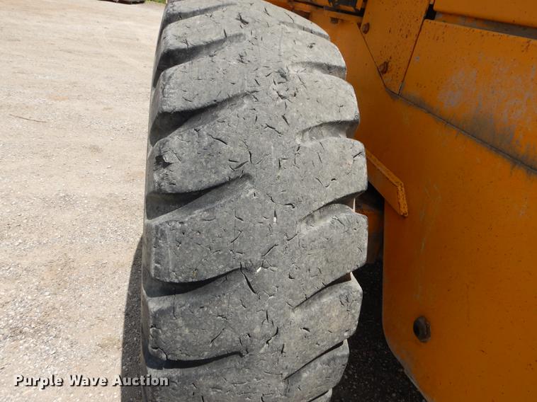 image for item DB8377 1989 John Deere 544E wheel loader