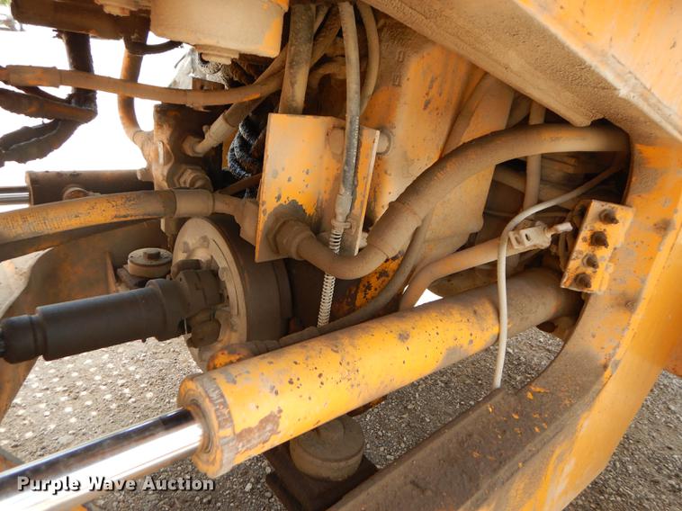 image for item DB8377 1989 John Deere 544E wheel loader