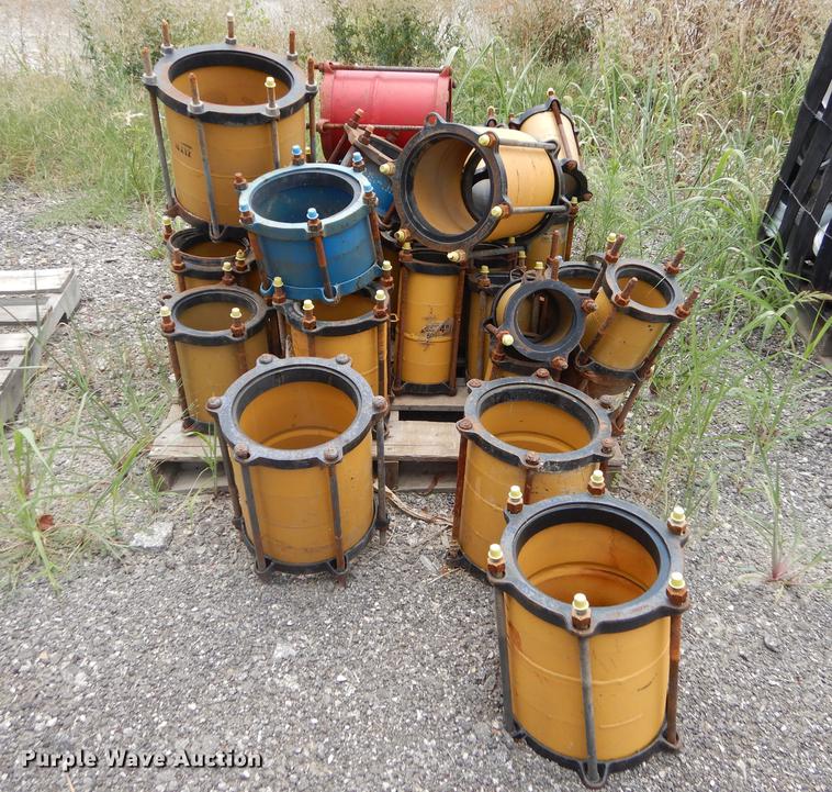 image for item DB8378 Pipe fittings, clamps, and hoses