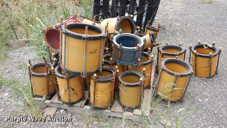 image for item DB8378 Pipe fittings, clamps, and hoses