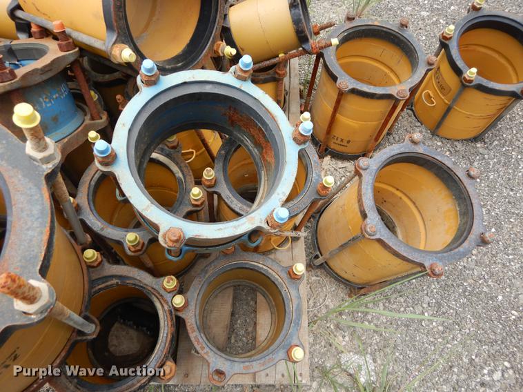 image for item DB8378 Pipe fittings, clamps, and hoses