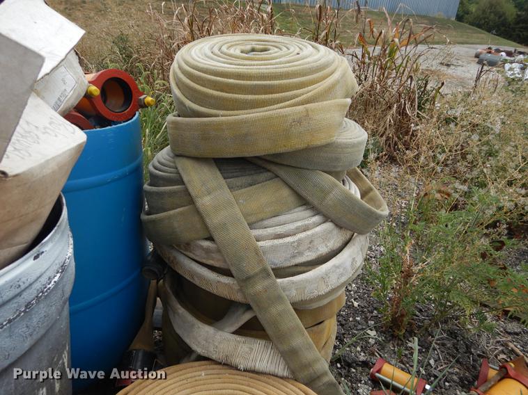 image for item DB8378 Pipe fittings, clamps, and hoses