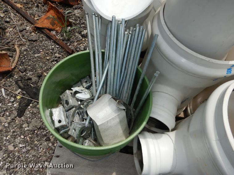 image for item DB8378 Pipe fittings, clamps, and hoses