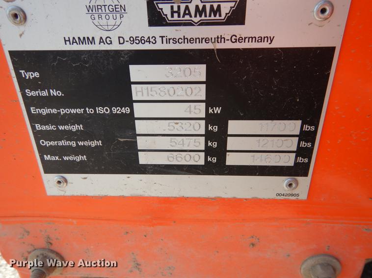 image for item DB8379 2006 Hamm 3205 roller