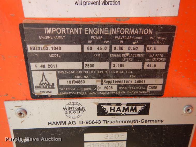 image for item DB8379 2006 Hamm 3205 roller