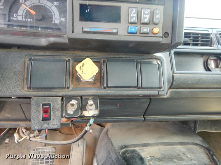 image for item DB8380 1998 Chevrolet C8500 dump truck