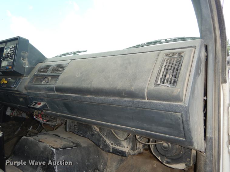 image for item DB8381 1998 Chevrolet C8500 dump truck