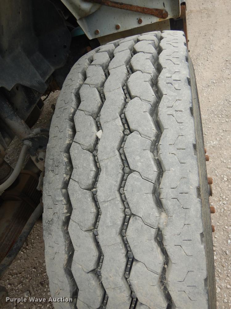 image for item DB8381 1998 Chevrolet C8500 dump truck