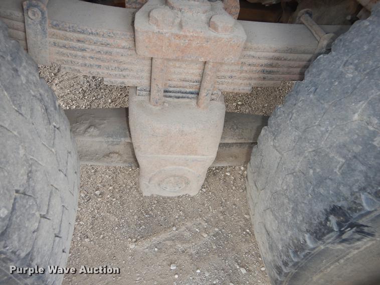 image for item DB8381 1998 Chevrolet C8500 dump truck