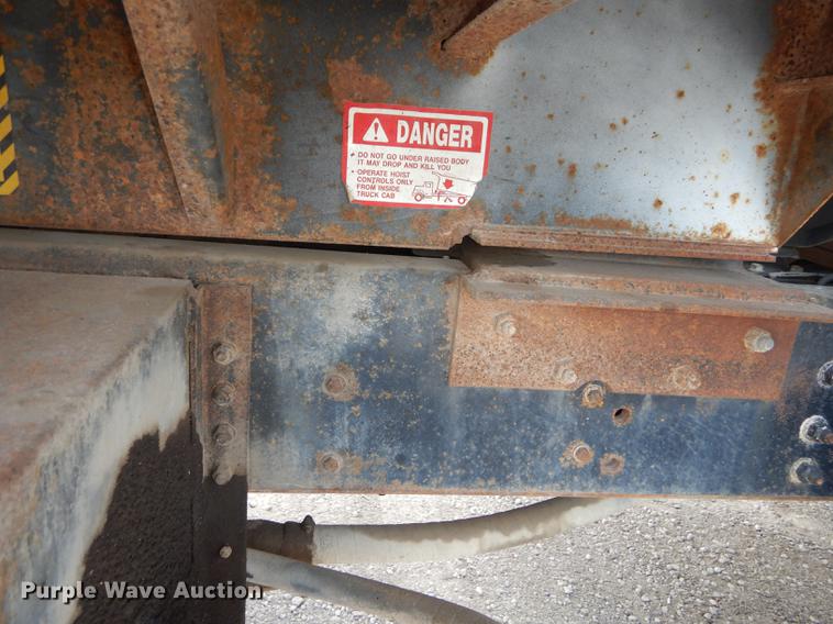 image for item DB8381 1998 Chevrolet C8500 dump truck