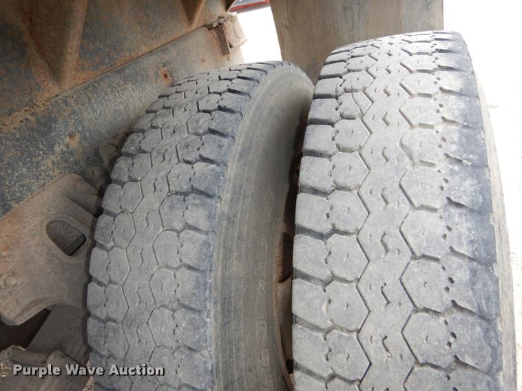 image for item DB8381 1998 Chevrolet C8500 dump truck