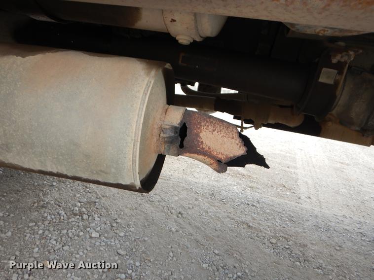 image for item DB8381 1998 Chevrolet C8500 dump truck