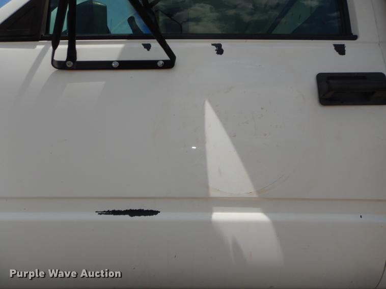 image for item DB8381 1998 Chevrolet C8500 dump truck