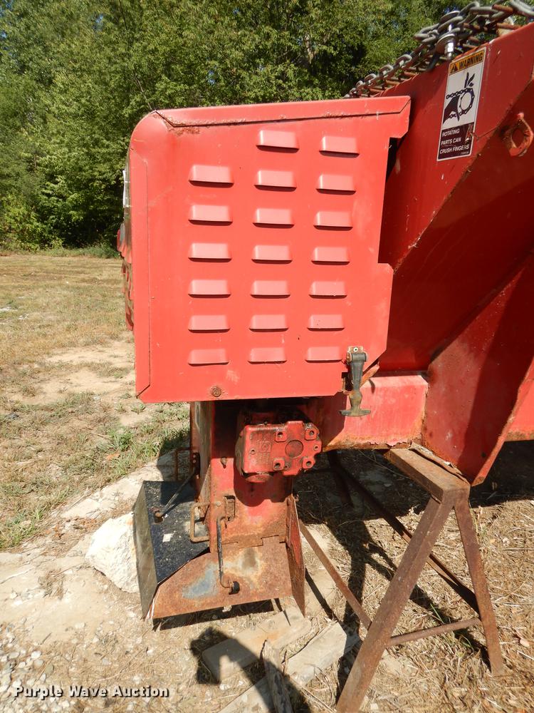 image for item DB8383 Hiniker V-box spreader