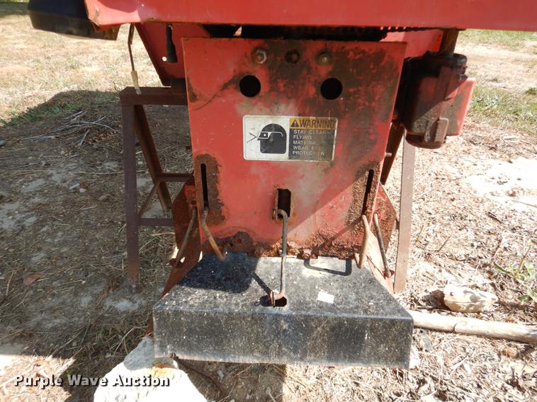 image for item DB8383 Hiniker V-box spreader