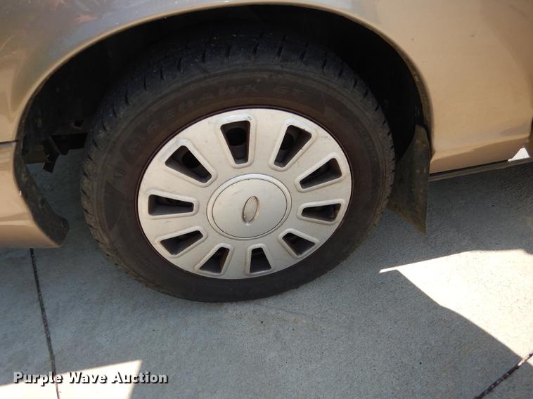 image for item DB8386 2009 Ford Crown Victoria Police Interceptor