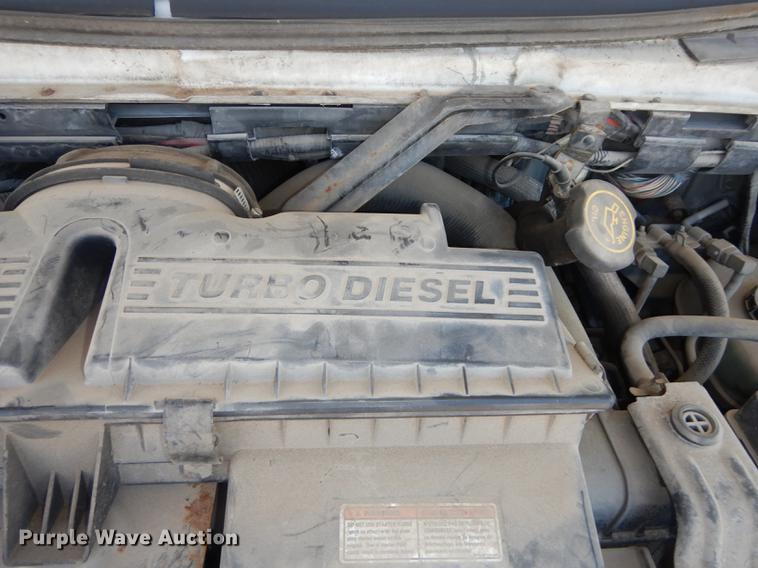 image for item DB8388 1999 Ford Econoline E450 Super Duty Eldorado shuttle bus