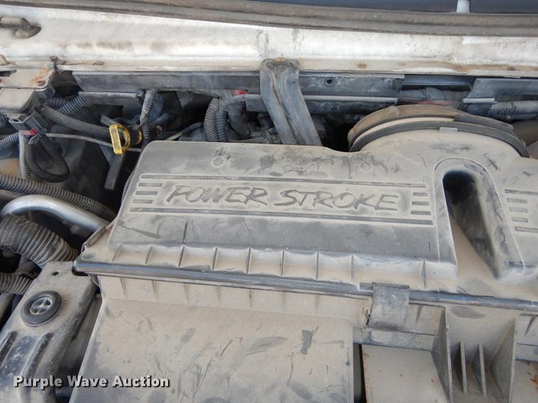 image for item DB8388 1999 Ford Econoline E450 Super Duty Eldorado shuttle bus