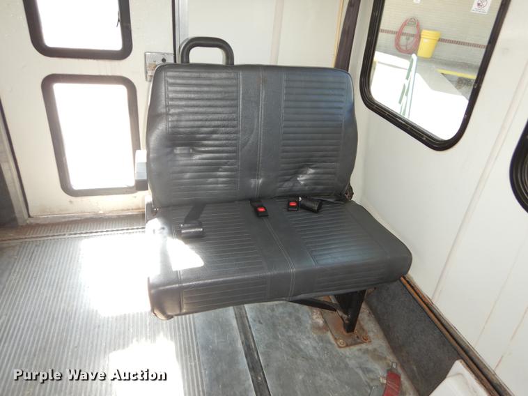 image for item DB8388 1999 Ford Econoline E450 Super Duty Eldorado shuttle bus