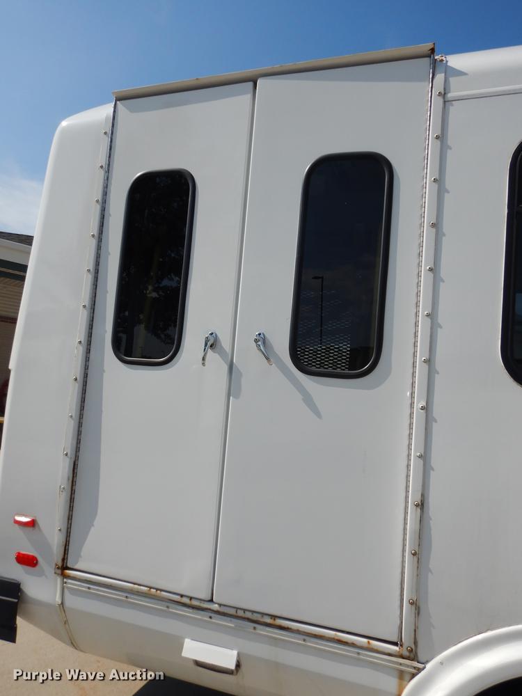 image for item DB8388 1999 Ford Econoline E450 Super Duty Eldorado shuttle bus