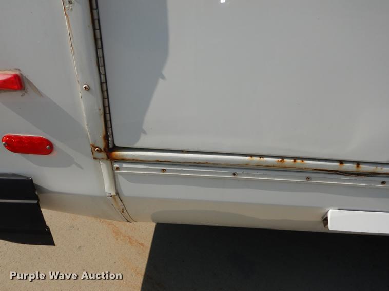 image for item DB8388 1999 Ford Econoline E450 Super Duty Eldorado shuttle bus