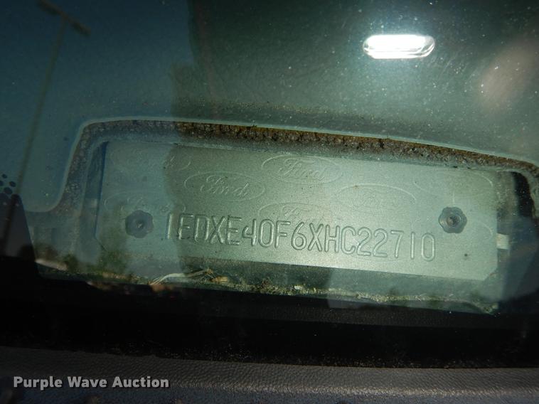 image for item DB8388 1999 Ford Econoline E450 Super Duty Eldorado shuttle bus