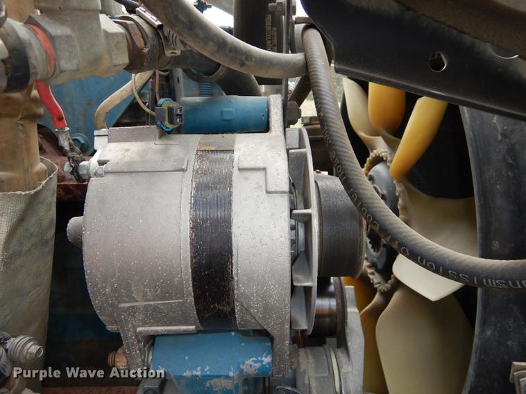 image for item DB8389 2004 International CE300 school bus