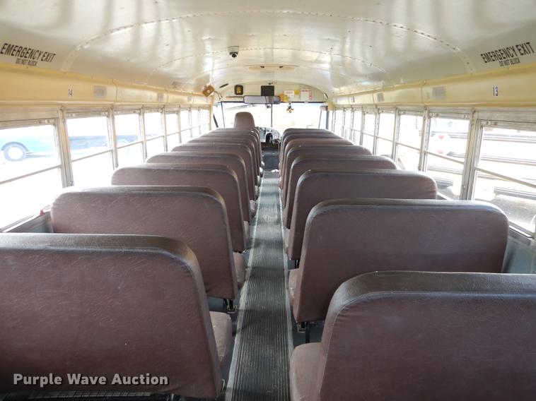 image for item DB8389 2004 International CE300 school bus