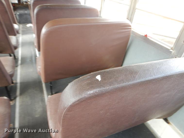 image for item DB8389 2004 International CE300 school bus