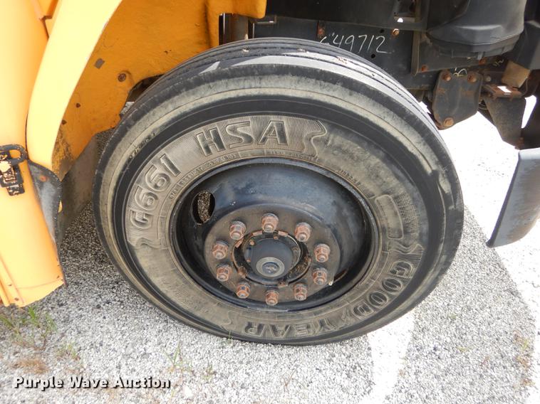 image for item DB8390 2000 Freightliner FS65 Thomas school bus