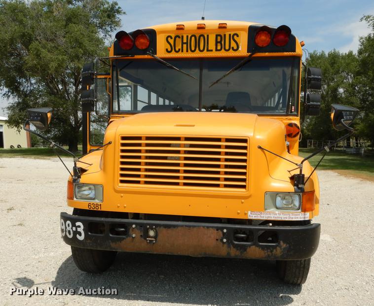 image for item DB8392 1999 International 3800 Am Tran school bus
