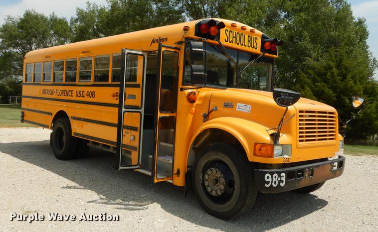 image for item DB8392 1999 International 3800 Am Tran school bus