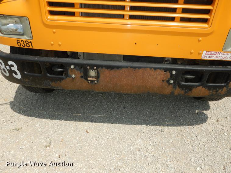 image for item DB8392 1999 International 3800 Am Tran school bus