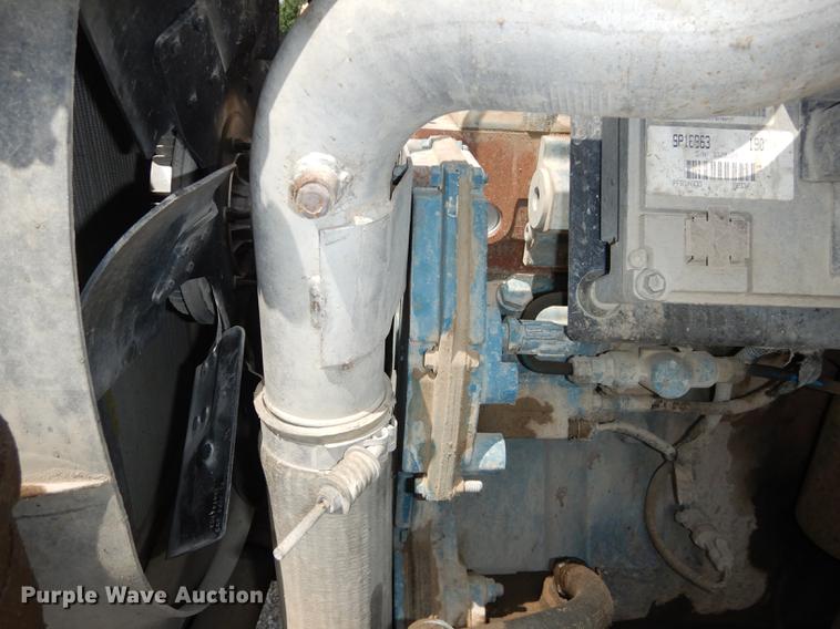 image for item DB8392 1999 International 3800 Am Tran school bus