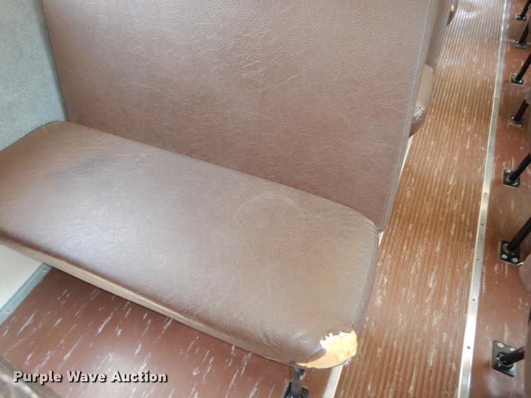 image for item DB8392 1999 International 3800 Am Tran school bus