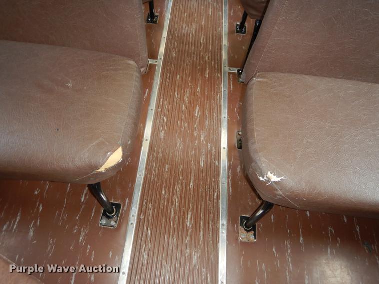 image for item DB8392 1999 International 3800 Am Tran school bus